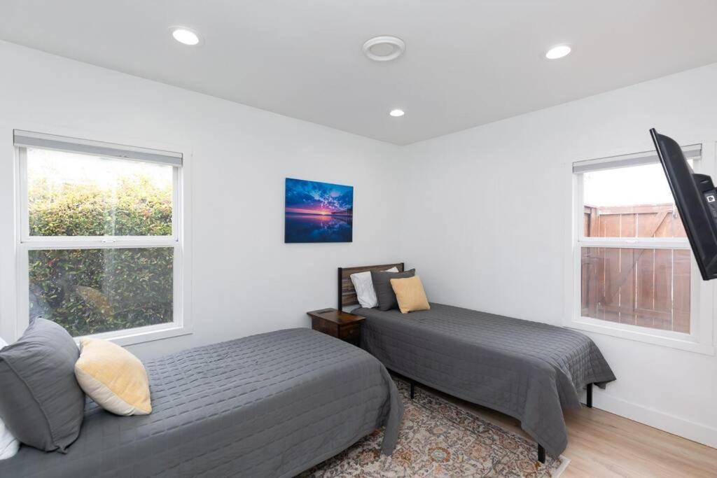 Beach House In The Heart Of Pb San Diego Extérieur photo