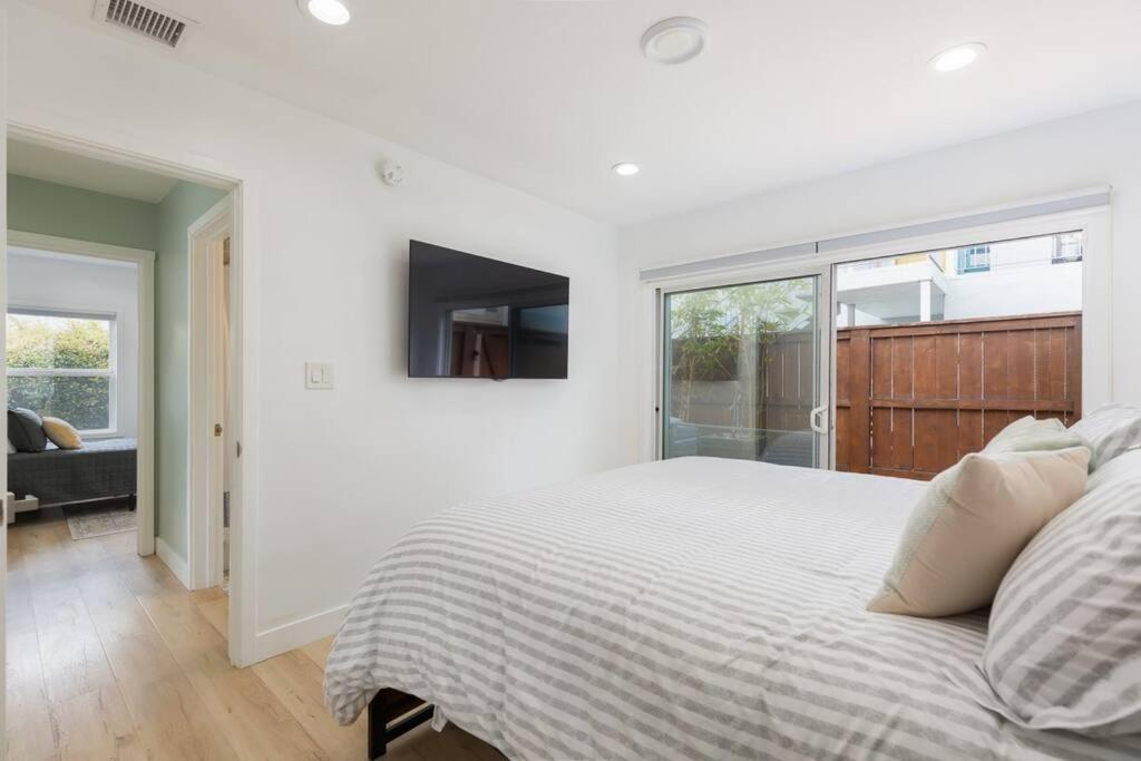 Beach House In The Heart Of Pb San Diego Extérieur photo
