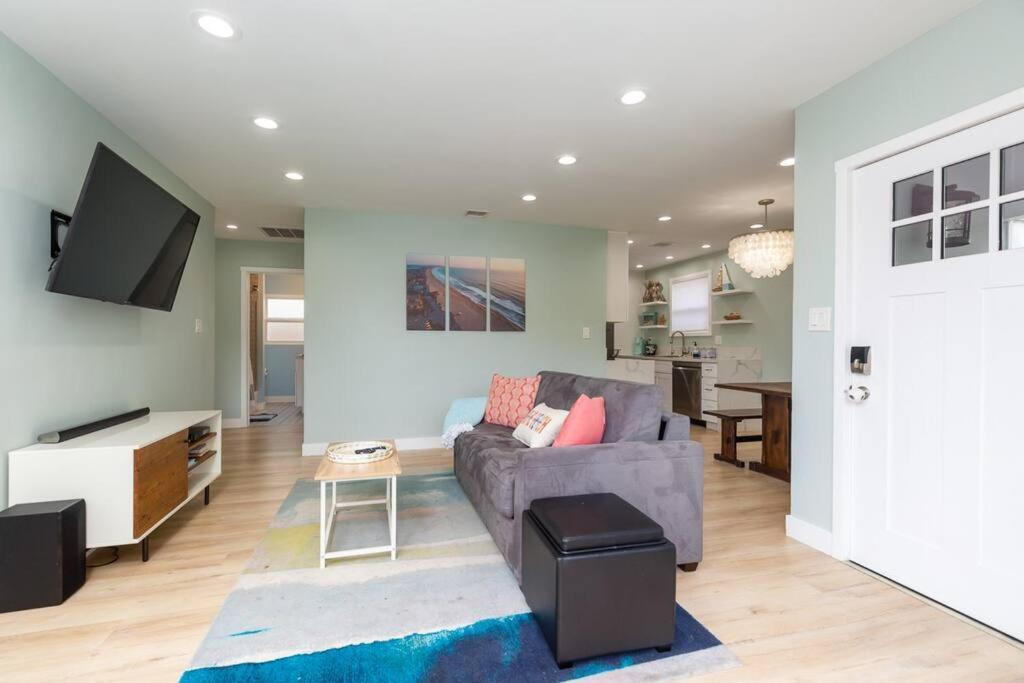 Beach House In The Heart Of Pb San Diego Extérieur photo